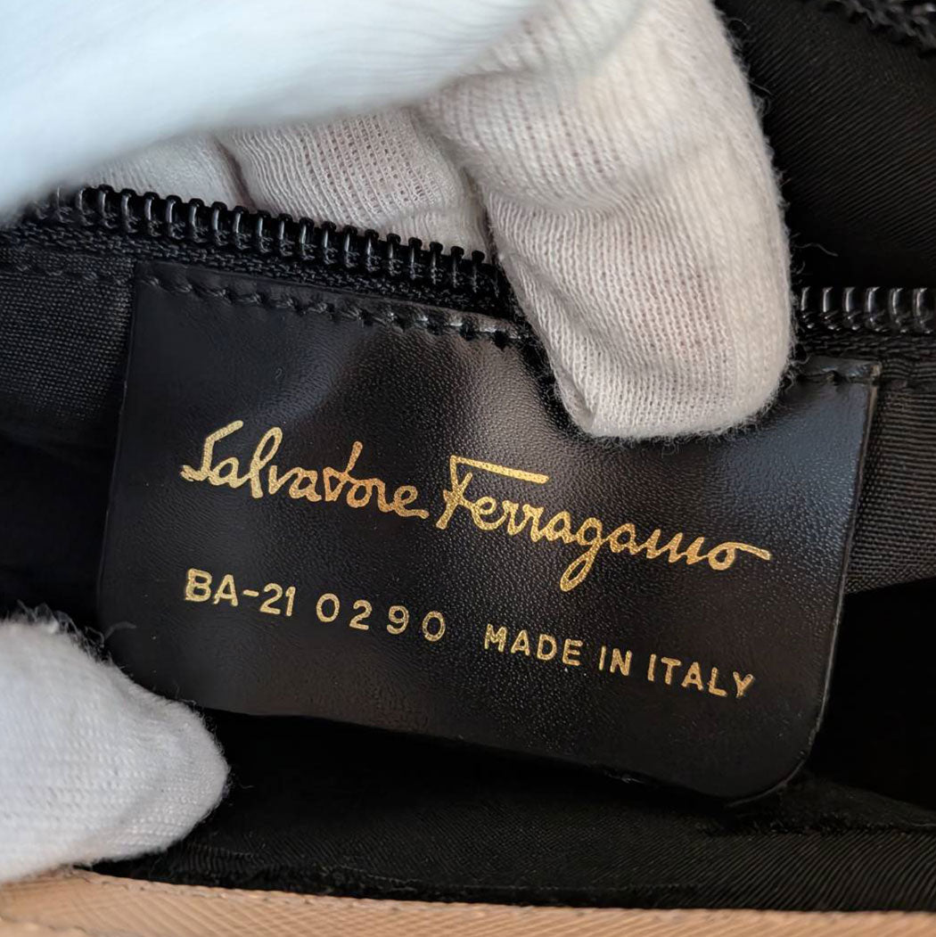 Ferragamo フェラガモ 2wayバッグ ガンチーニ ベージュ ゴールド BA-210290 レザー レディース 【中古】