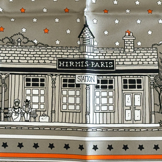 HERMES エルメス カレ55 Hermes Paris Station エルメス・パリ・ステーション スカーフ グレー オレンジ シルク レディース 【中古】