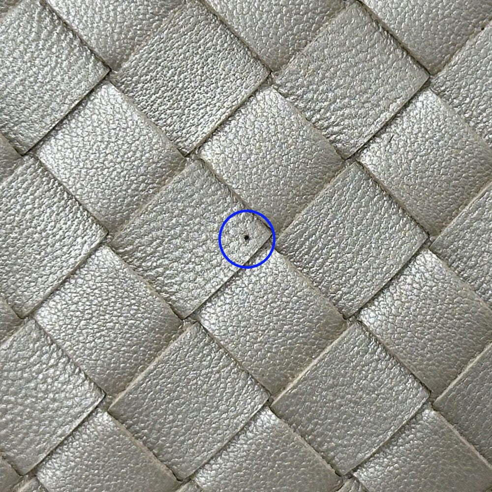 BOTTEGAVENETA ボッテガ・ヴェネタ ポーチ イントレチャート ゴールド レザー レディース 【中古】