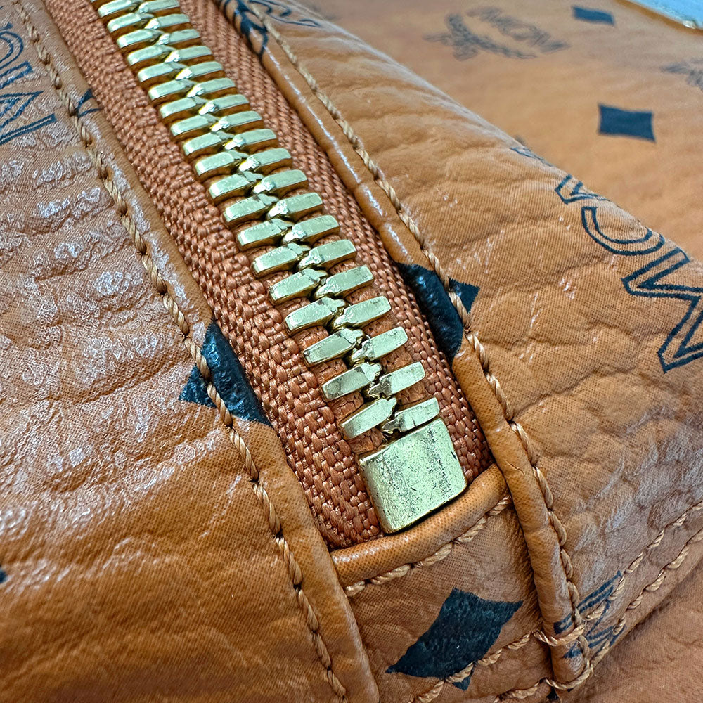 エム・シー・エム MCM ヴィセトス スモール リュック コニャック PVC レディース メンズ 【中古】