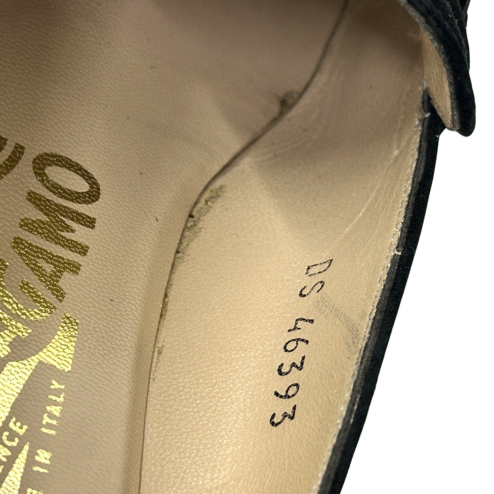 Ferragamo フェラガモ ローファー ダブルガンチーニ ブラック ゴールド金具 スエード レディース 【中古】