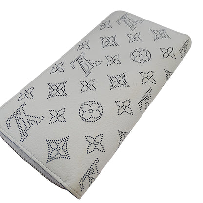 LOUIS VUITTON ルイ・ヴィトン ジッピーウォレット 長財布 スノー ブルーオラージュ M69215 モノグラムマヒナ レディース 【中古】