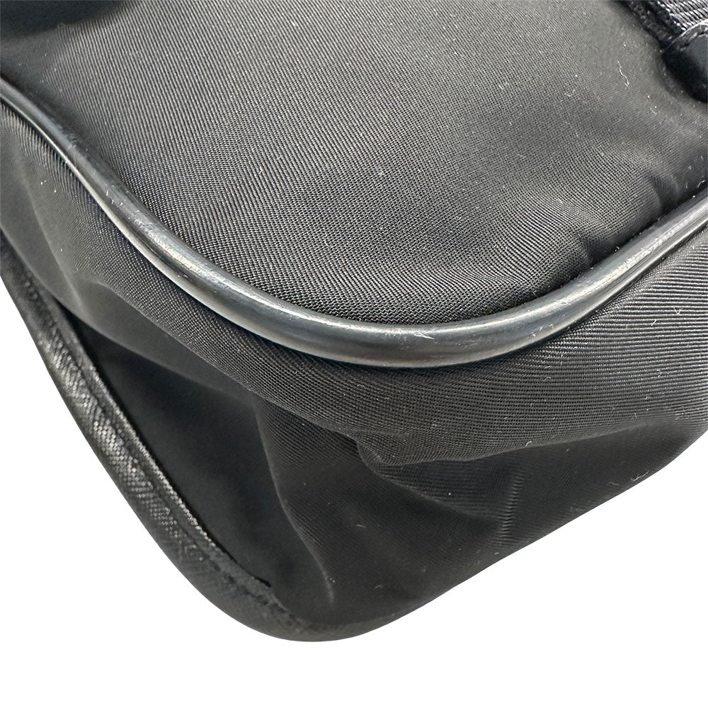 PRADA プラダ ショルダーバッグ ブラック ナイロン レディース メンズ 【中古】