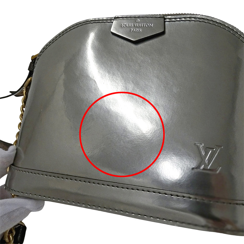 LOUIS VUITTON ルイ・ヴィトン アルマ MINI ショルダーバッグ ヴェルニ シルバー M52748 ヴェルニ レディース 【中古】