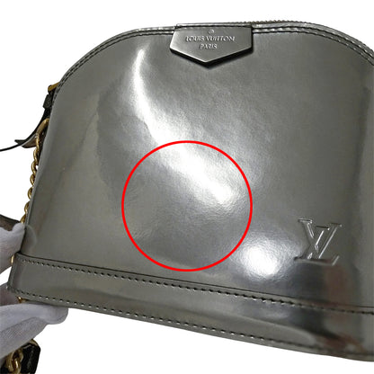 LOUIS VUITTON ルイ・ヴィトン アルマ MINI ショルダーバッグ ヴェルニ シルバー M52748 ヴェルニ レディース 【中古】