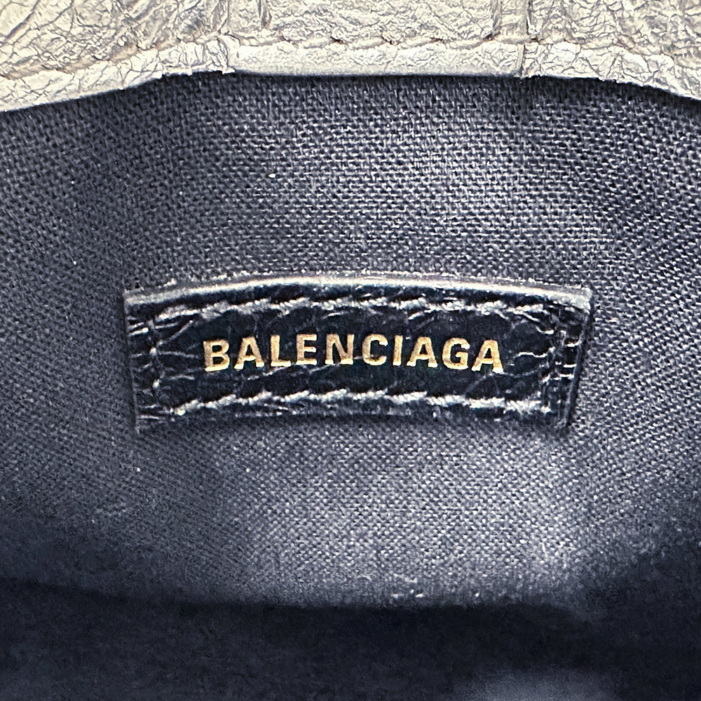 BALENCIAGA バレンシアガ バーブ フォンショルダー ショルダーバッグ シルバー 693793 レザー レディース 【中古】