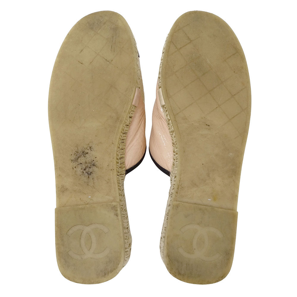 CHANEL シャネル サンダル ピンクベージュ ブラック パテントレザー レディース 【中古】