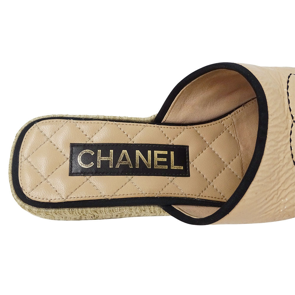 CHANEL シャネル サンダル ピンクベージュ ブラック パテントレザー レディース 【中古】