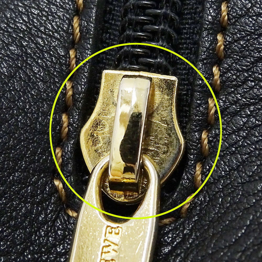 LOEWE ロエベ ショルダーバッグ アントン ブラック レザー レディース 【中古】