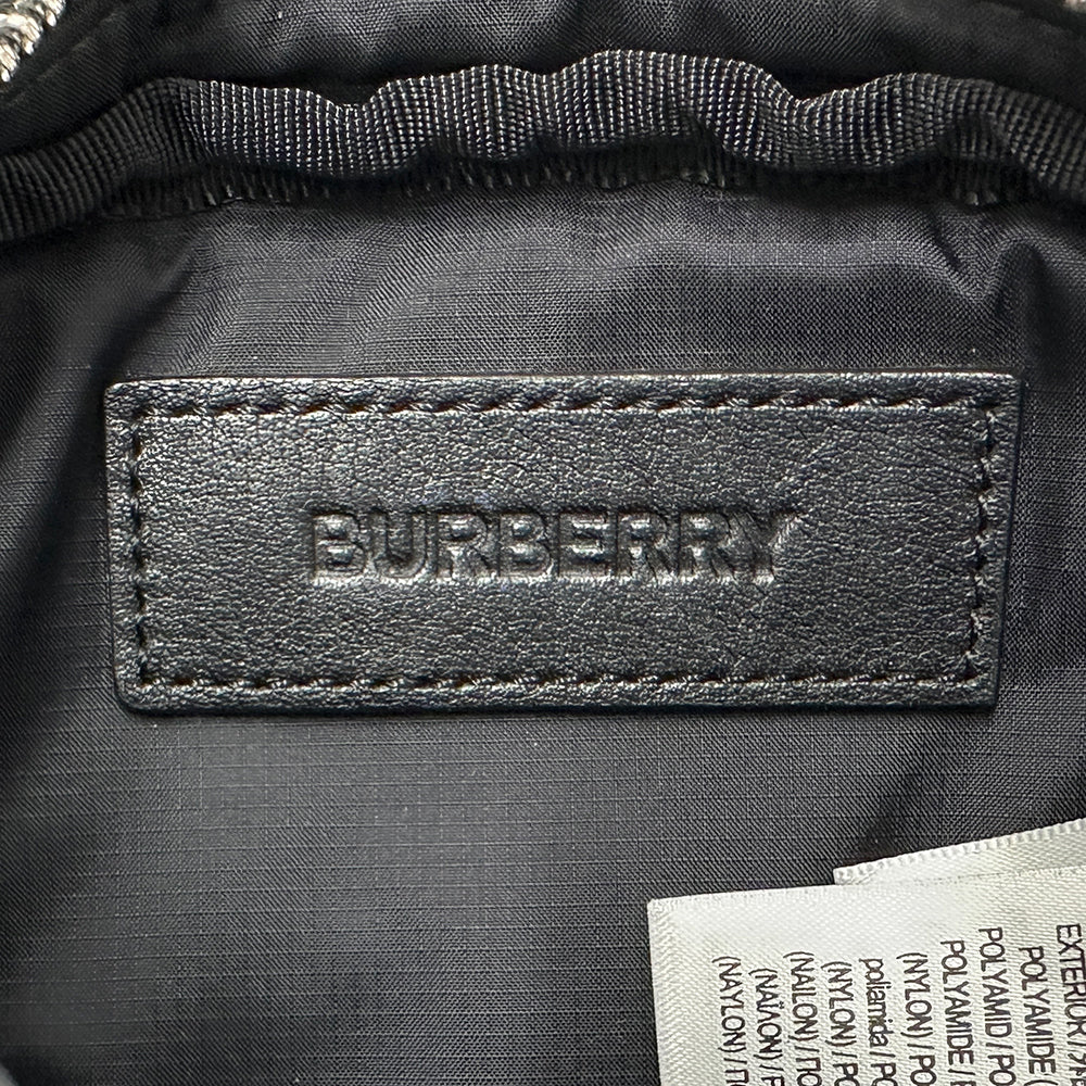 BURBERRY バーバリー ボディ・ウエストバッグ ブラック ナイロン レディース メンズ 【中古】