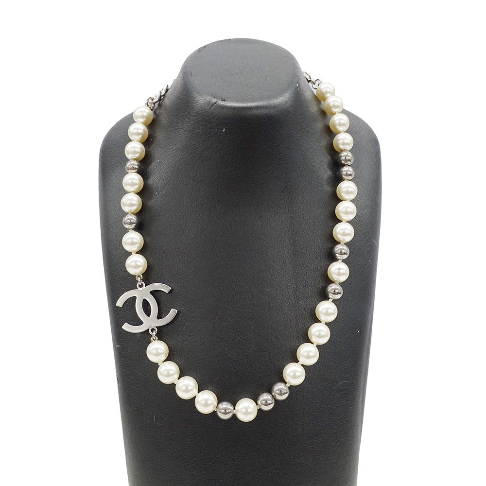 CHANEL シャネル ネックレス フェイクパール ホワイト シルバー金具 レディース 【中古】