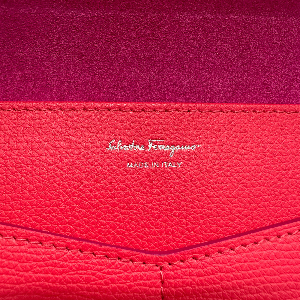 Ferragamo フェラガモ クラッチ・セカンドバッグ ピンク レザー レディース 【中古】