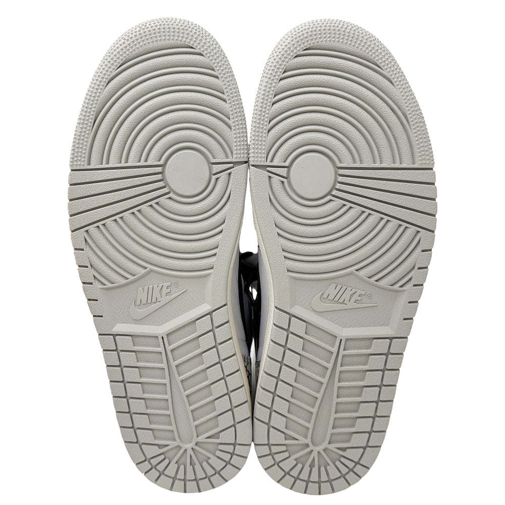 NIKE ナイキ エア ジョーダン 1 レトロ HIGH OG スニーカー グレー ブラック DZ5485-052 メンズ 【中古】
