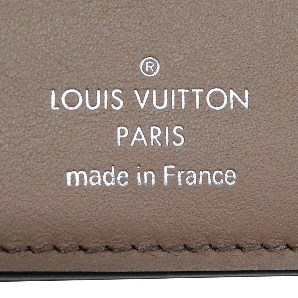 LOUIS VUITTON ルイ・ヴィトン ポルトフォイユ・カプシーヌコンパクト 二つ折り財布 トリヨン マグノリア M62156 レディース 【中古】