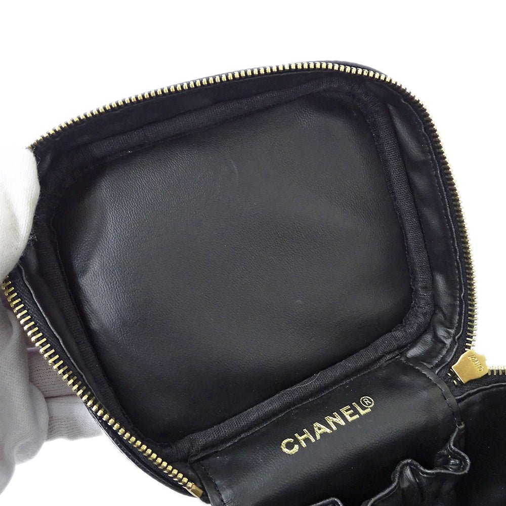 CHANEL シャネル ハンドバッグ ブラック ゴールド金具 キャビアスキン レディース 【中古】