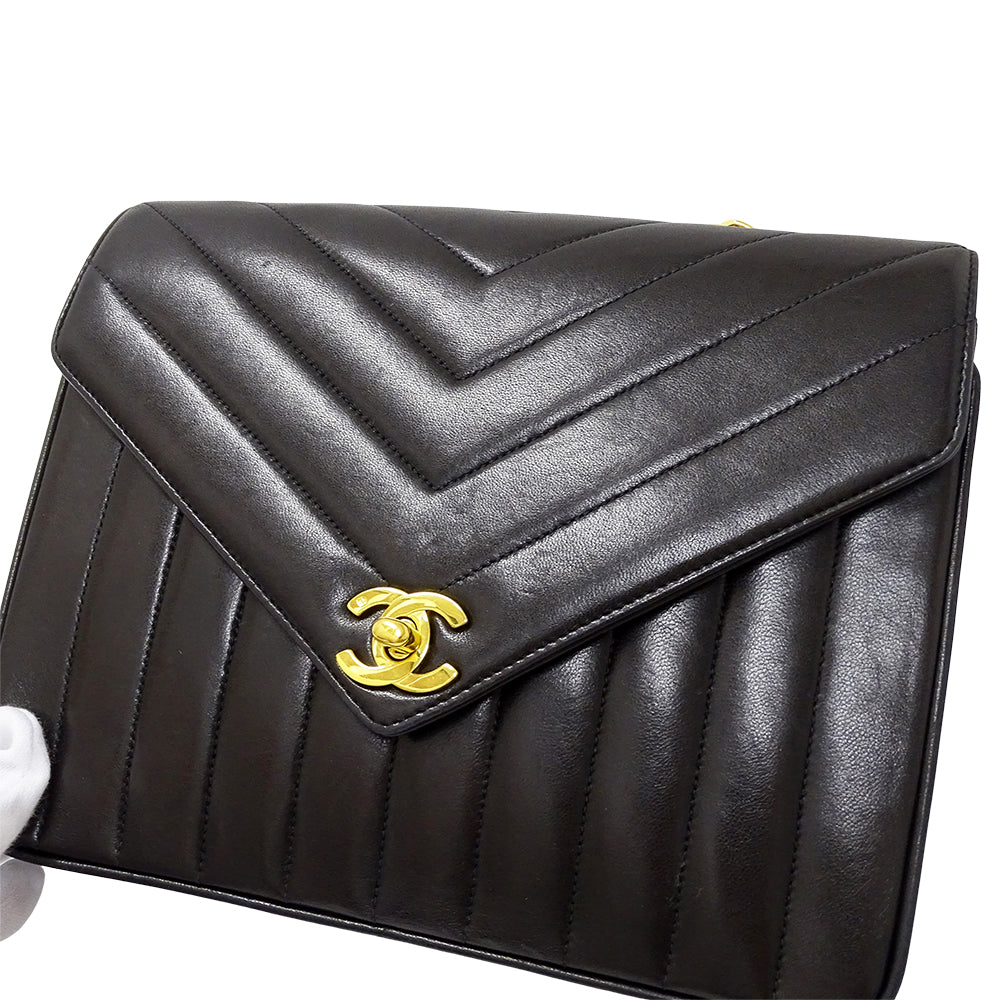 CHANEL シャネル ショルダーバッグ Vステッチ ブラック ゴールド金具 ラムスキン レディース 【中古】