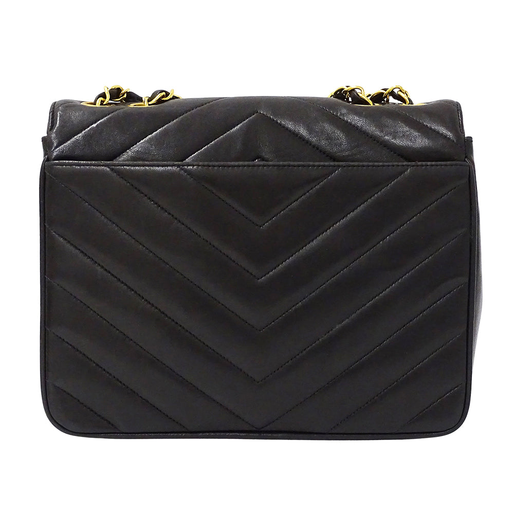 CHANEL シャネル ショルダーバッグ Vステッチ ブラック ゴールド金具 ラムスキン レディース 【中古】