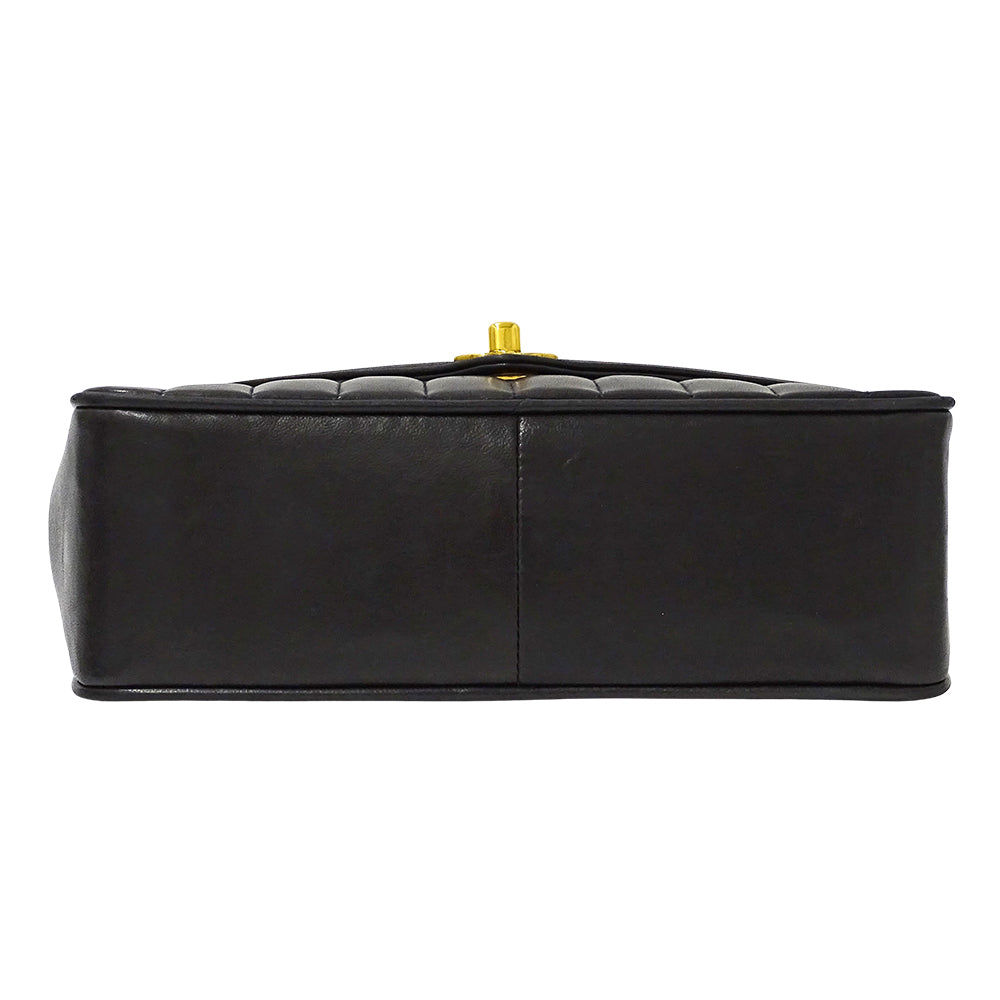 CHANEL シャネル ショルダーバッグ Vステッチ ブラック ゴールド金具 ラムスキン レディース 【中古】