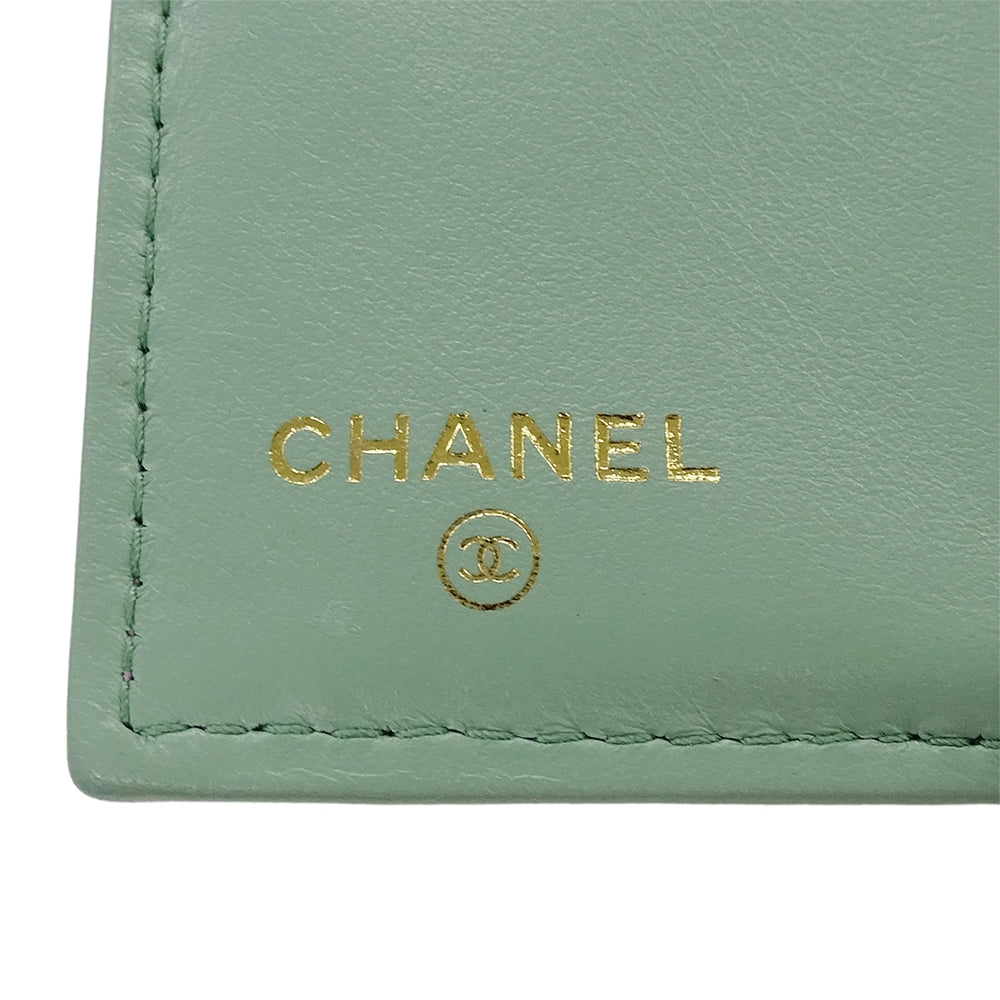 CHANEL シャネル マトラッセ 二つ折り財布 ピンク グリーン ゴールド金具 キャビアスキン レディース 【中古】