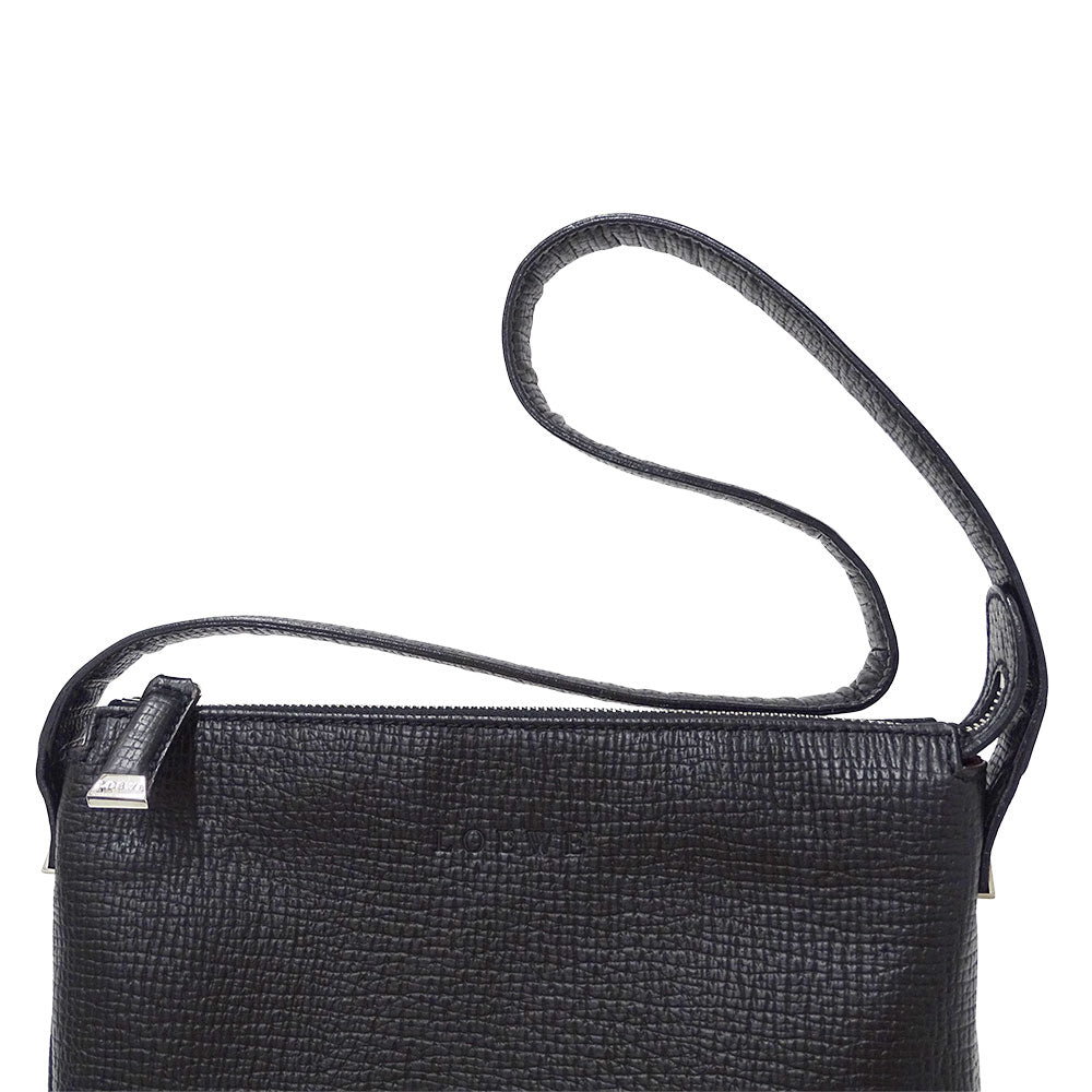 LOEWE ロエベ ショルダーバッグ ブラック レザー レディース 【中古】