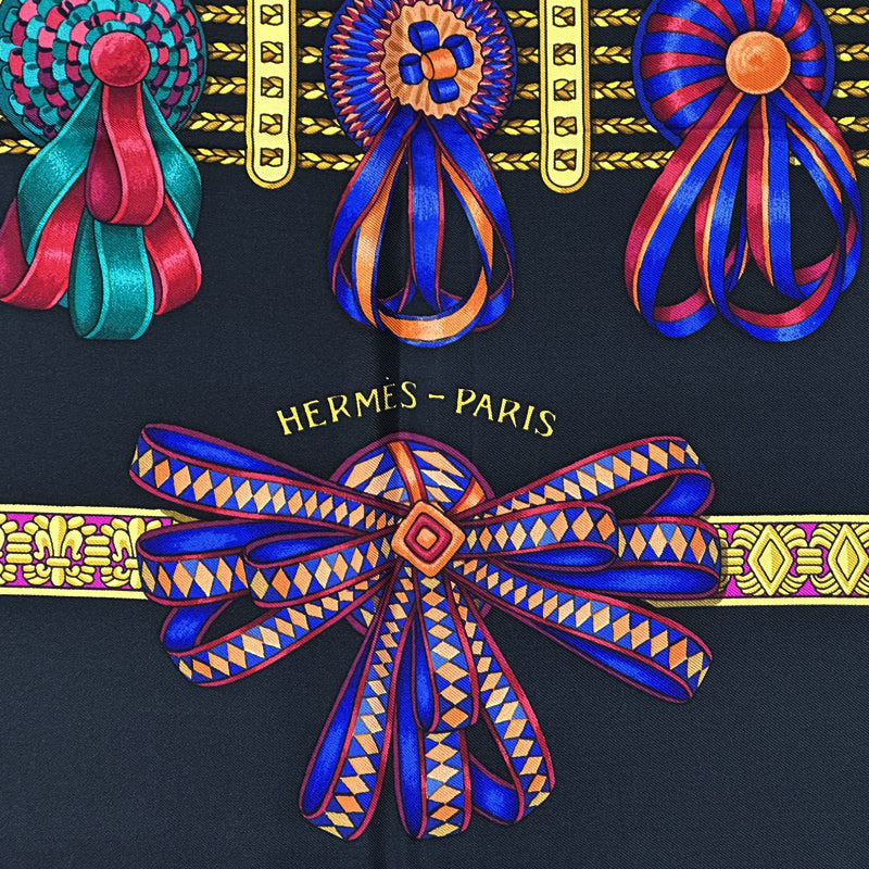 HERMES エルメス カレ90 LES RUBANS DU CHEVAL 馬のリボン スカーフ ブラック マルチカラー シルク レディース 【中古】