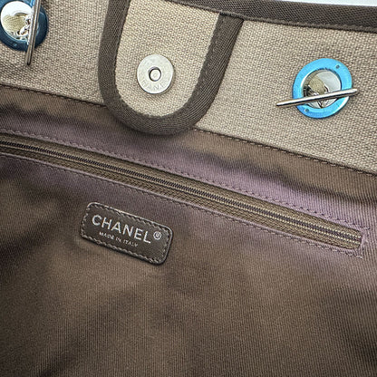CHANEL シャネル トートバッグ ドーヴィル チェーントート ベージュ シルバー金具 キャンバス レディース 【中古】