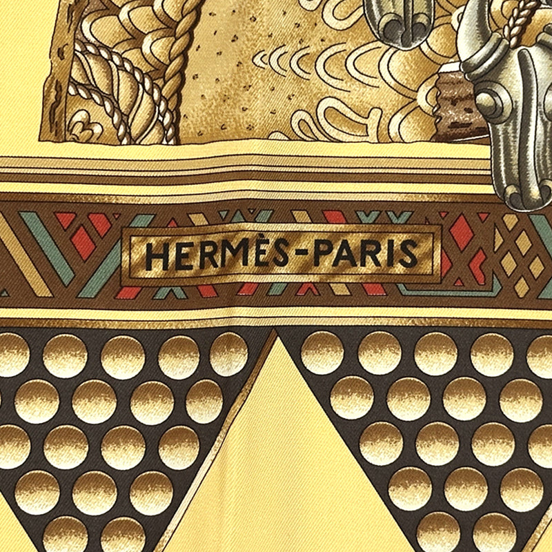 HERMES エルメス カレ90 L'OR DES CHEFS 首長達の金 スカーフ イエロー マルチカラー シルク レディース 【中古】