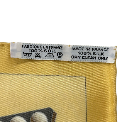 HERMES エルメス カレ90 L'OR DES CHEFS 首長達の金 スカーフ イエロー マルチカラー シルク レディース 【中古】