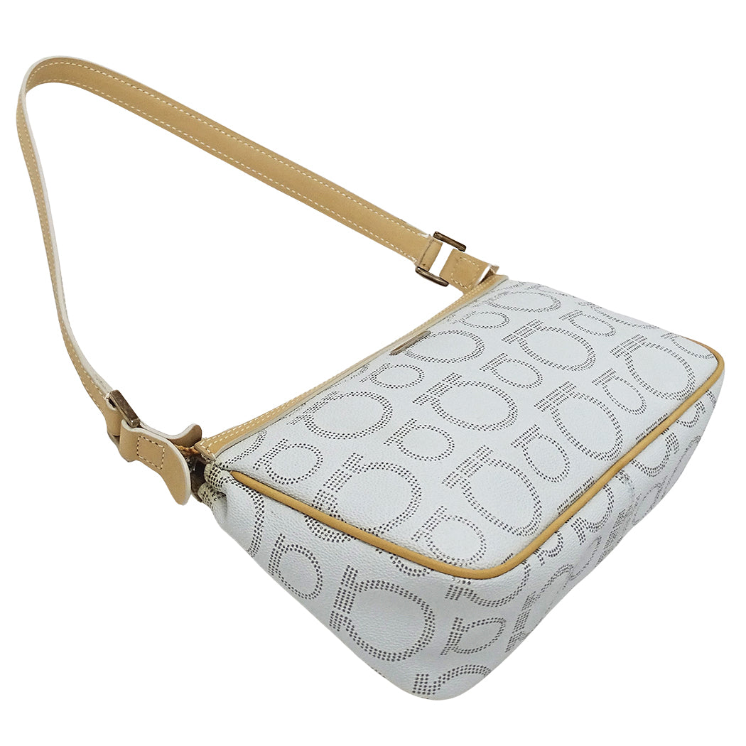 Ferragamo フェラガモ ポーチ ライトブルー レザー レディース 【中古】