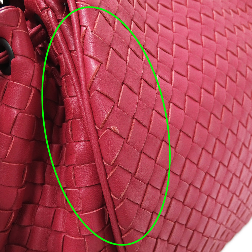 BOTTEGAVENETA ボッテガ・ヴェネタ ショルダーバッグ イントレチャート レッド～ピンク系 レザー レディース 【中古】