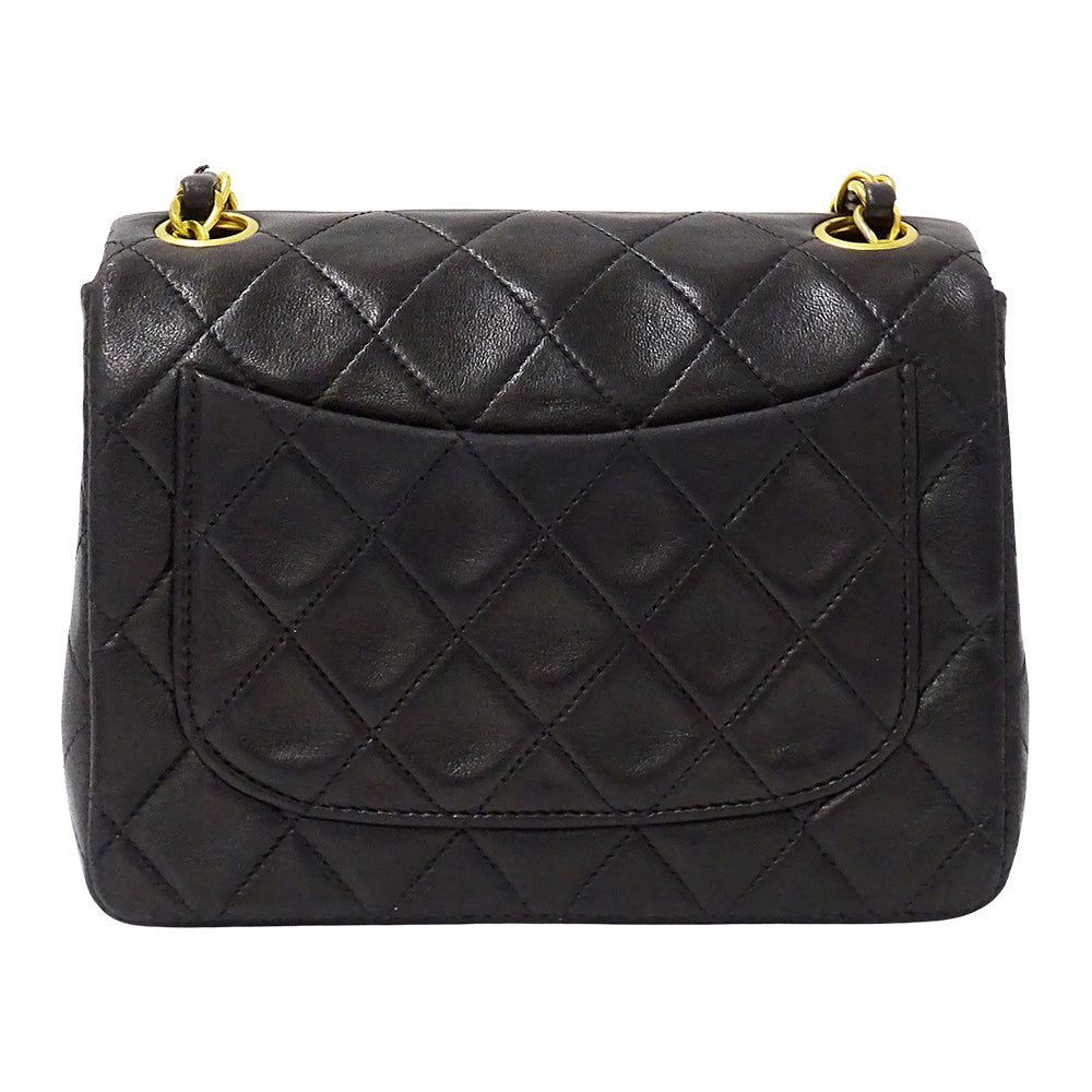 CHANEL シャネル ショルダーバッグ ミニマトラッセ ブラック ゴールド金具 ラムスキン レディース 【中古】