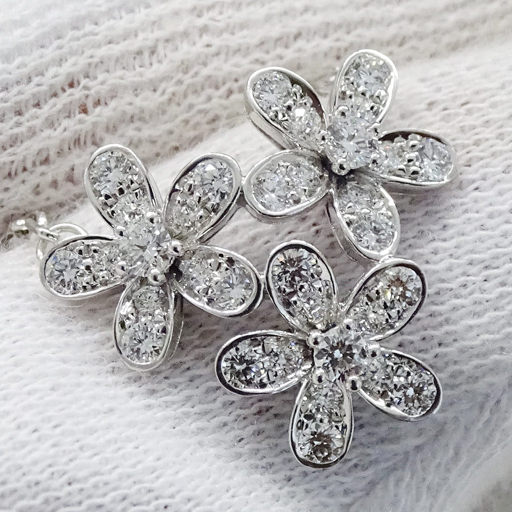Van Cleef & Arpels ヴァンクリーフ＆アーペル ソクラテス 3フラワー ネックレス 750WG ホワイトゴールド ダイヤモンド レディース 磨き済み 【中古】