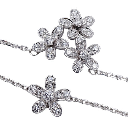 Van Cleef & Arpels ヴァンクリーフ＆アーペル ソクラテス 3フラワー ネックレス 750WG ホワイトゴールド ダイヤモンド レディース 磨き済み 【中古】