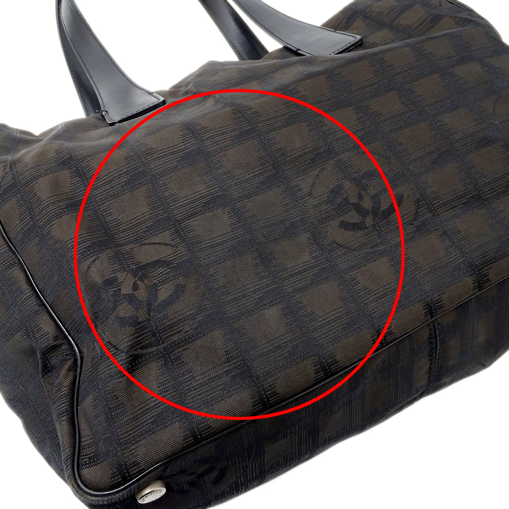 CHANEL シャネル トートバッグ ニュートラベル トートMM ダークブラウン ナイロン レディース 【中古】