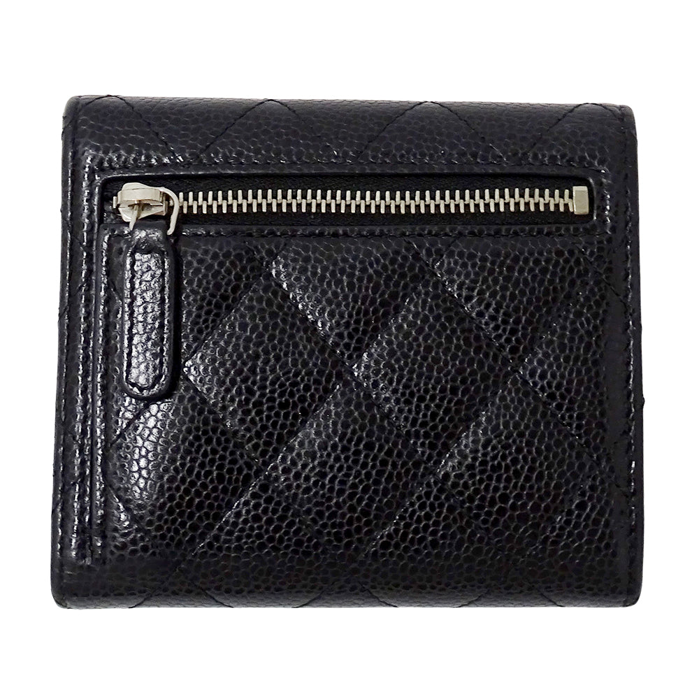 CHANEL シャネル 二つ折り財布 マトラッセ クラシック ブラック シルバー金具 キャビアスキン レディース 【中古】