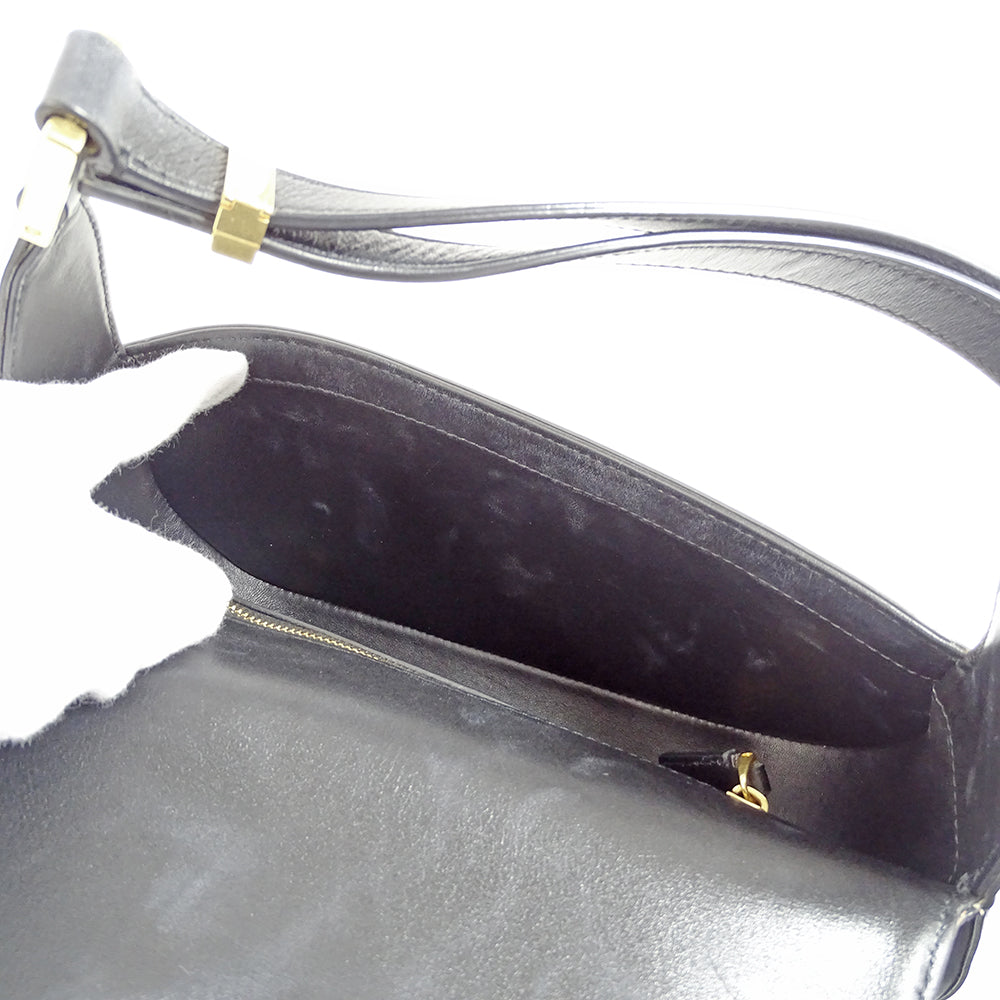 Valentino Garavani ヴァレンティノ・ガラヴァーニ ショルダーバッグ ブラック レザー レディース 【中古】