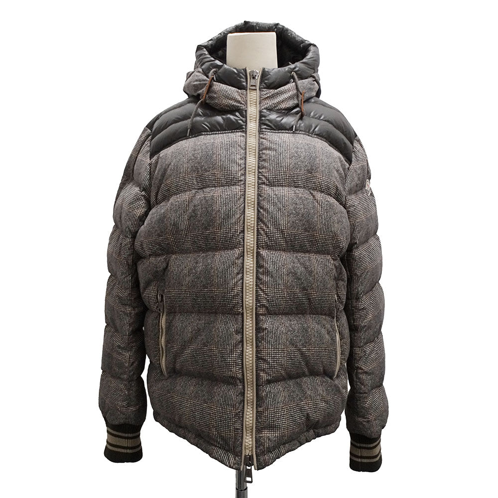 MONCLER モンクレール EUSBE GIUBBOTTO ダウンジャケット グレー メンズ 【中古】