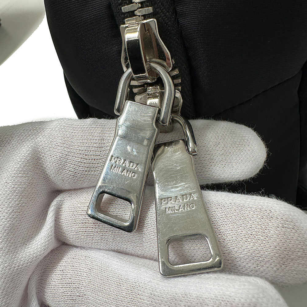 PRADA プラダ リュック ブラック カーキ ナイロン レディース メンズ 【中古】