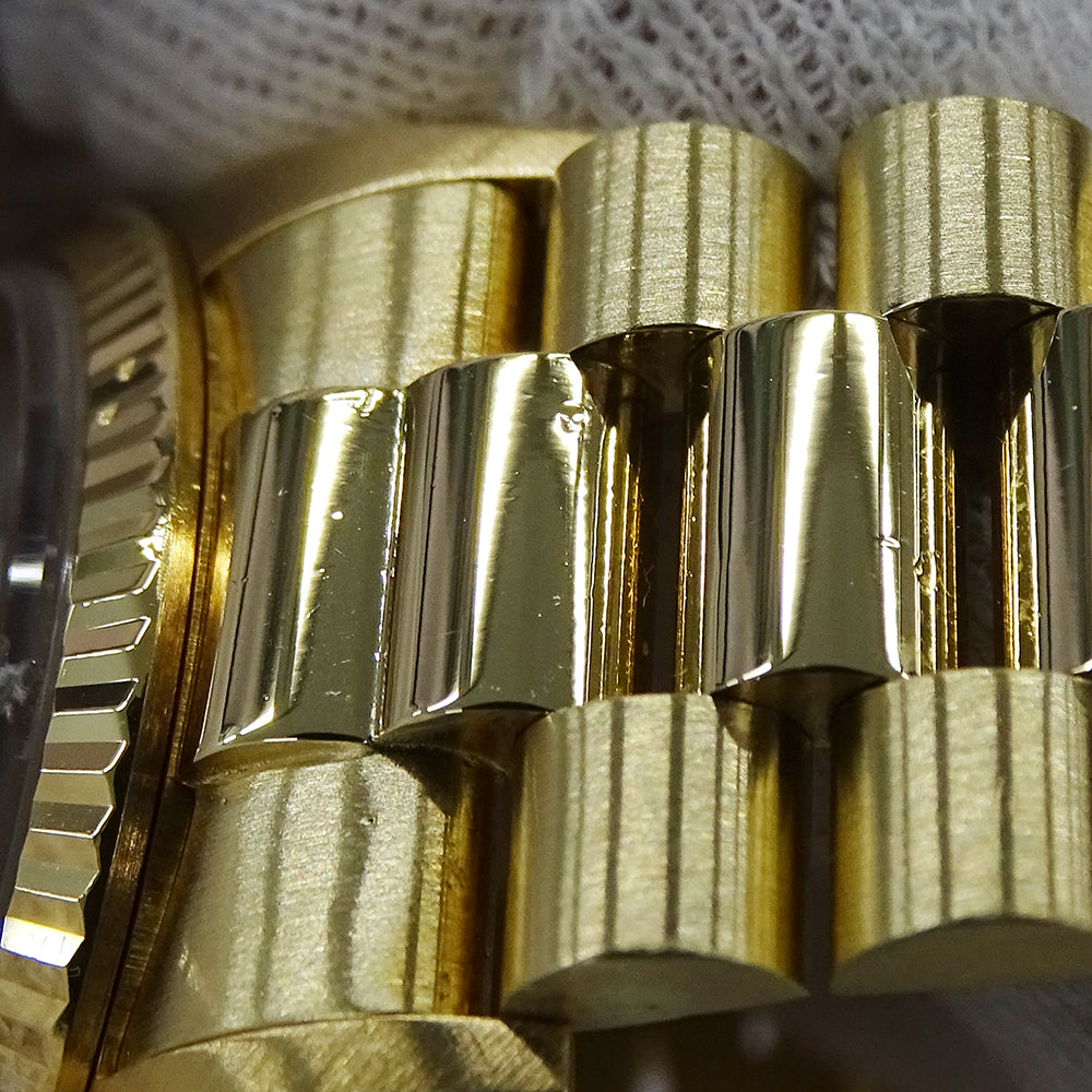ROLEX ロレックス オイスターパーペチュアル デイト 15238 L番 メンズ 腕時計 自動巻き AT 750YG 18K 金無垢 ゴールド ホワイト OH・ 磨き済み 【中古】