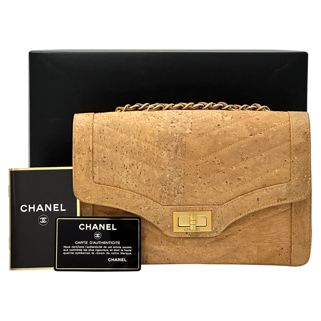 CHANEL シャネル ショルダーバッグ 2.55 シェブロン ベージュ ゴールド金具 コルク レザー レディース 希少 レア 【中古】