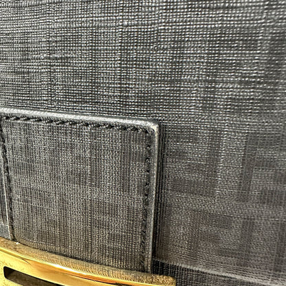 FENDI フェンディ ショルダーバッグ ズッキーノ グレー PVC レディース 【中古】