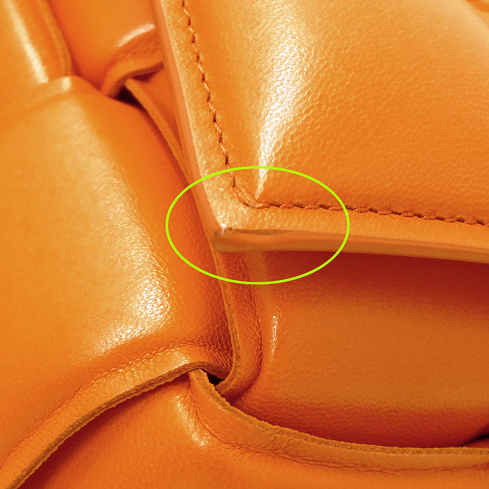 BOTTEGAVENETA ボッテガ・ヴェネタ ショルダーバッグ カセット オレンジ レザー レディース 【中古】