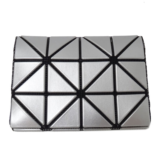 ISSEY MIYAKE イッセイミヤケ カードケース グレー シルバー PVC レディース 【中古】