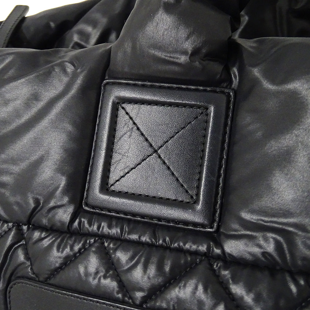 CHANEL シャネル トートバッグ コココクーン トートMM ブラック シルバー金具 A48611 ナイロン レディース 【中古】