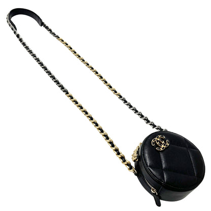 CHANEL シャネル ショルダーバッグ シャネル19 ブラック ゴールド金具 ラムスキン レディース 【中古】