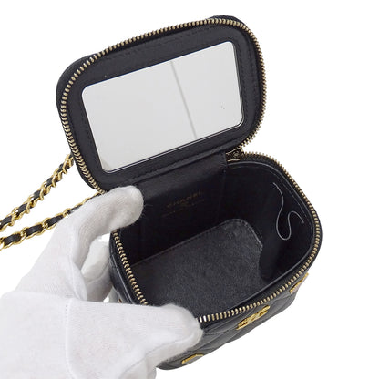 CHANEL シャネル ショルダーバッグ マトラッセ ブラック ゴールド金具 ラムスキン レディース 【中古】