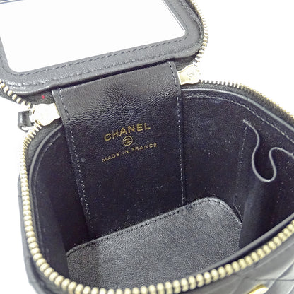 CHANEL シャネル ショルダーバッグ マトラッセ ブラック ゴールド金具 ラムスキン レディース 【中古】