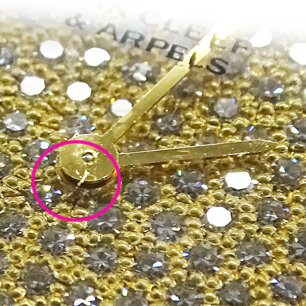 Van Cleef & Arpels ヴァンクリーフ＆アーペル クラシックスクエア レディース 腕時計 ダイヤモンド クオーツ 750YG 金無垢 磨き済み【中古】