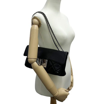 CHANEL シャネル ショルダーバッグ 2.55 マトラッセ ブラック シルバー金具 ラムスキン レディース 【中古】