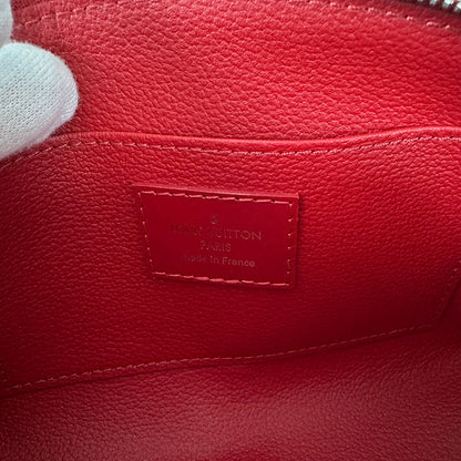 LOUIS VUITTON ルイ・ヴィトン ポシェット・コスメティック 化粧ポーチ エピ カスティリアンレッド M41114 エピレザー レディース 【中古】